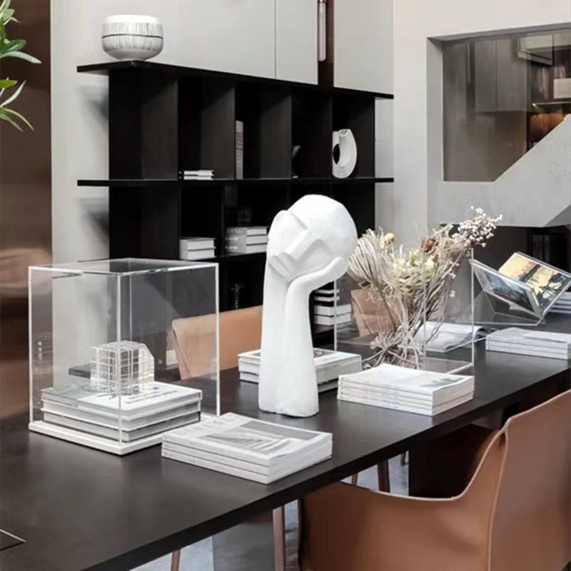 Decorative Objects