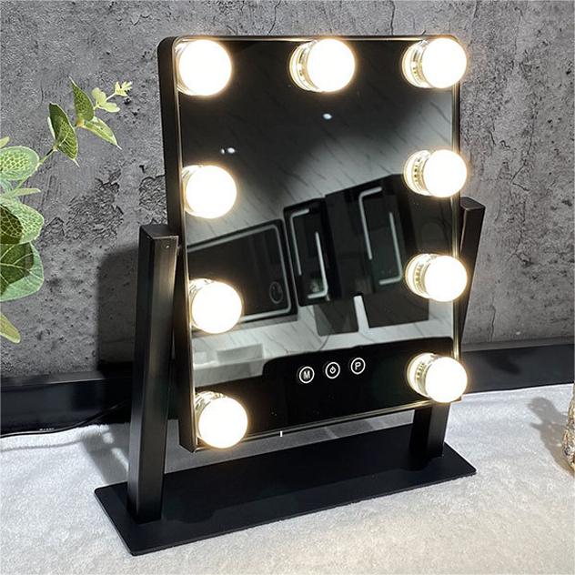 Podświetlane lustro do makijażu