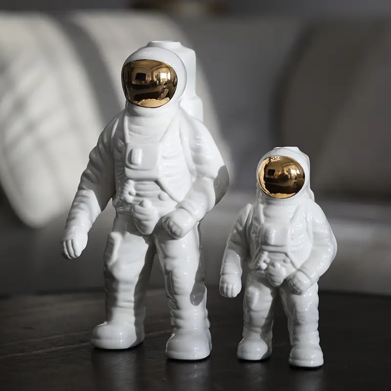 Decorative Objects