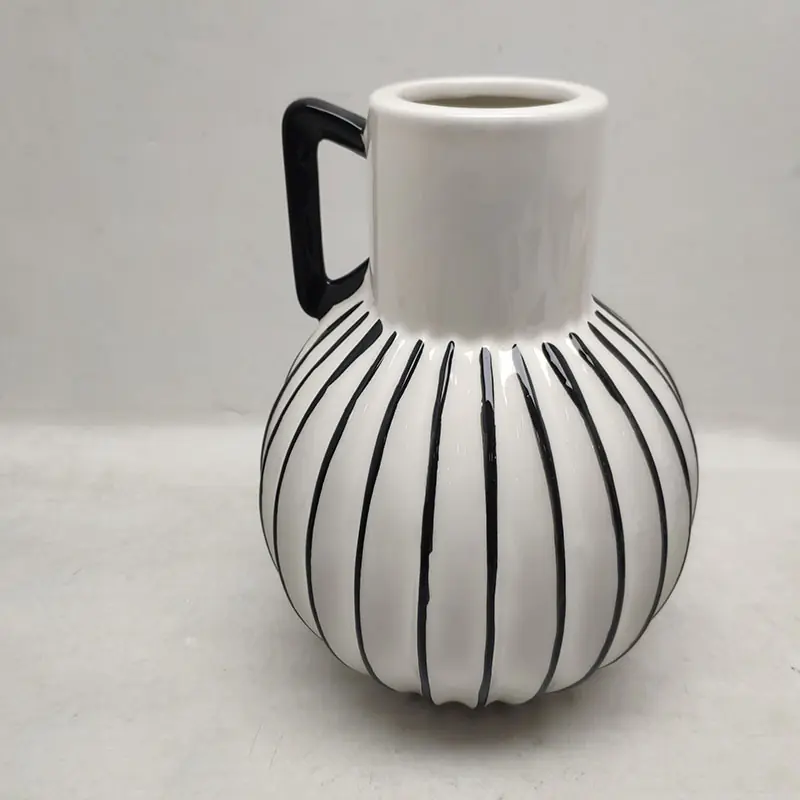 Ceramic Bud Vase