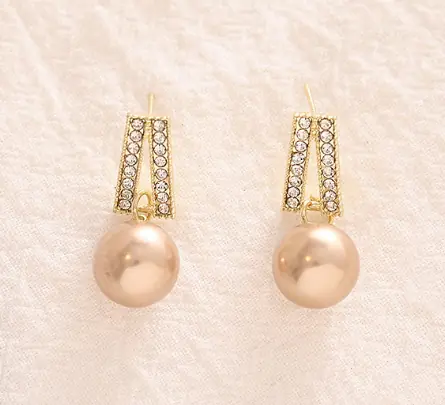 Пеарл Нецклаце Пеарл Нецклаце