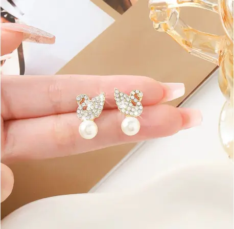 stud earring
