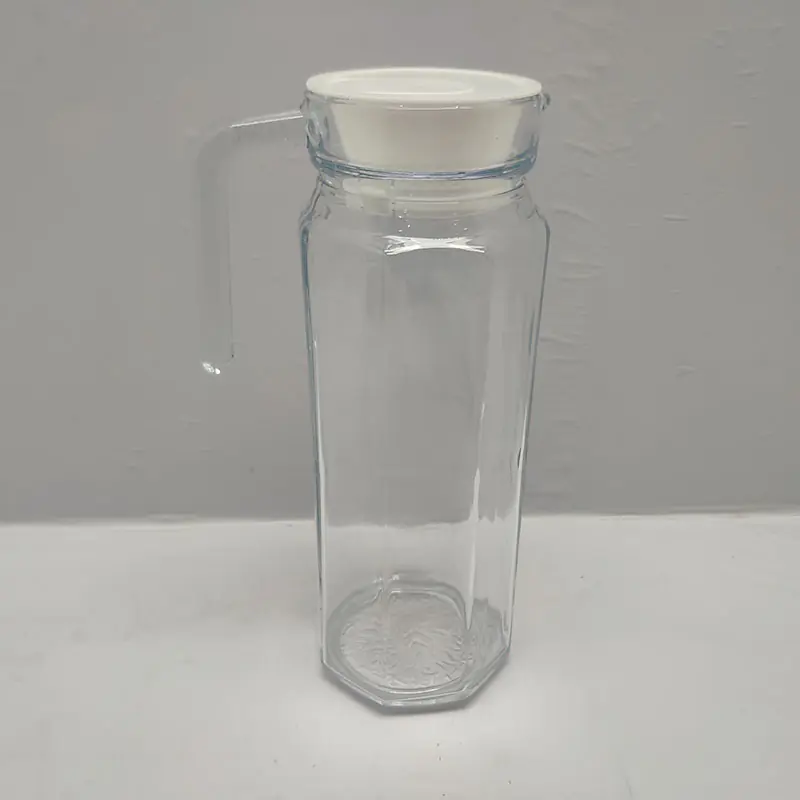 glass water pitcher