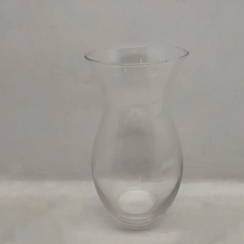 wazon z przezroczystego szkła