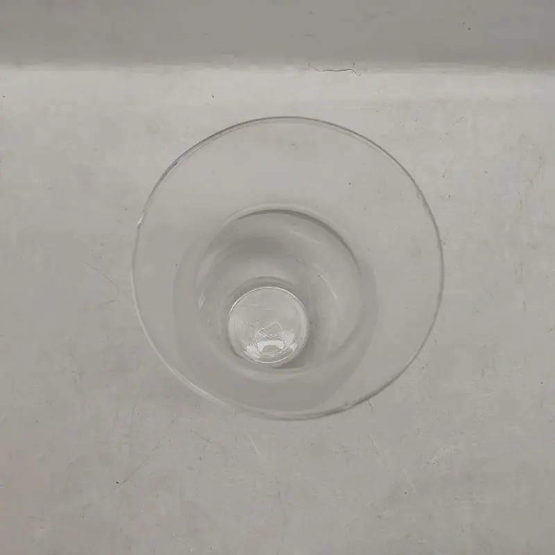 wazon z przezroczystego szkła