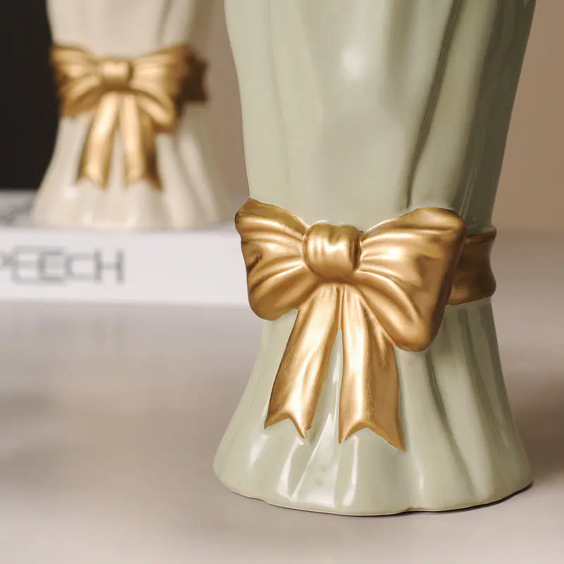 Bow Vase