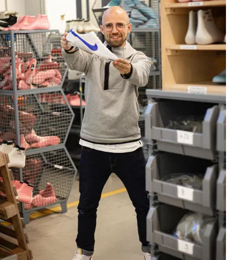 where are nike shoes made