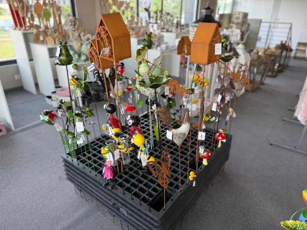 Metal home decor