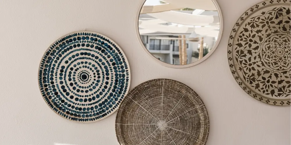 Decorative Mirrors & Metal Wall Decor
